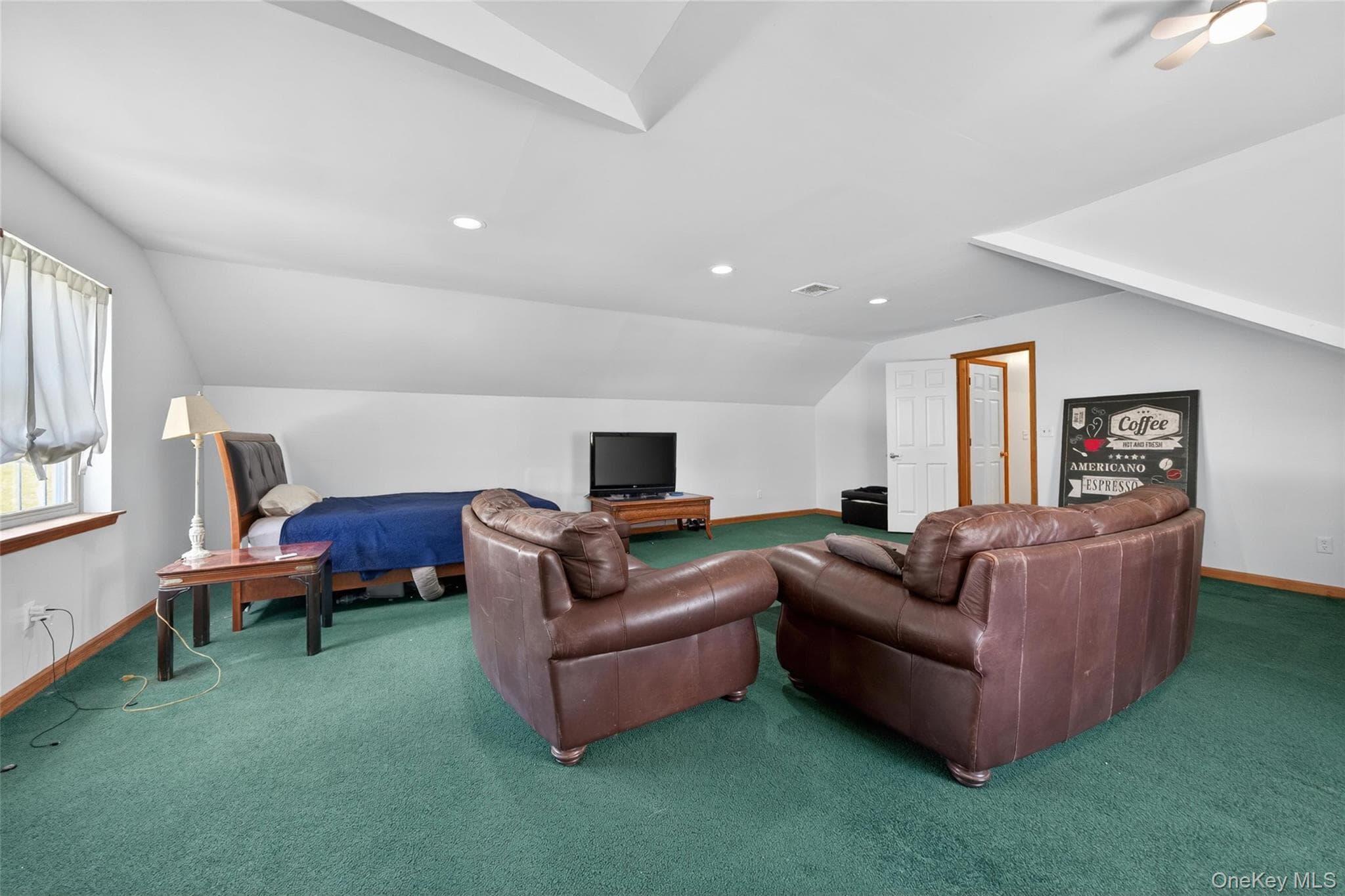 8 Alloway Crescent thumbnail 37