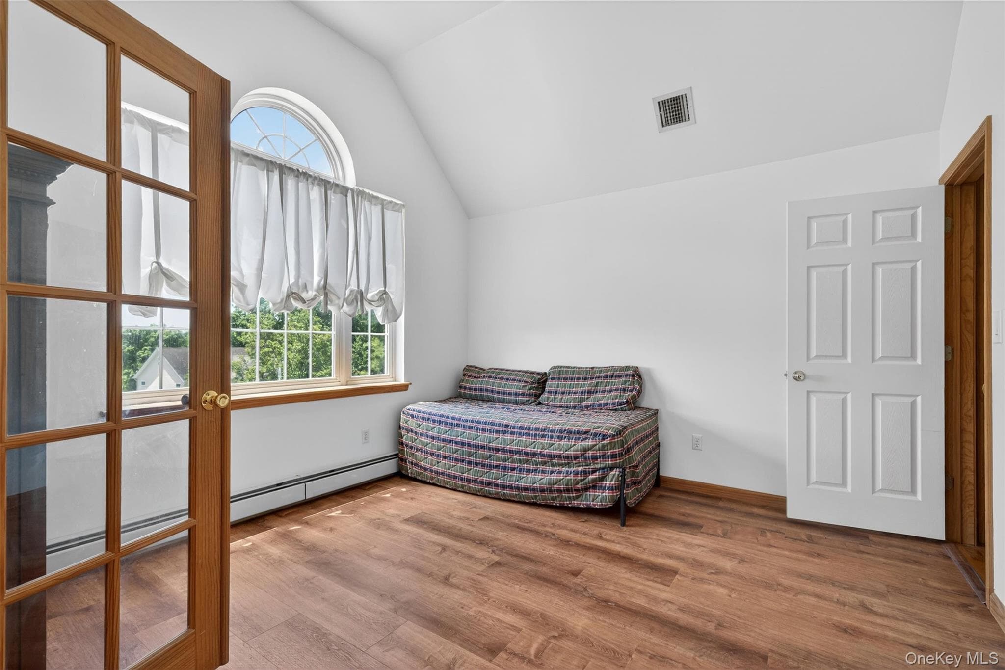 8 Alloway Crescent thumbnail 31