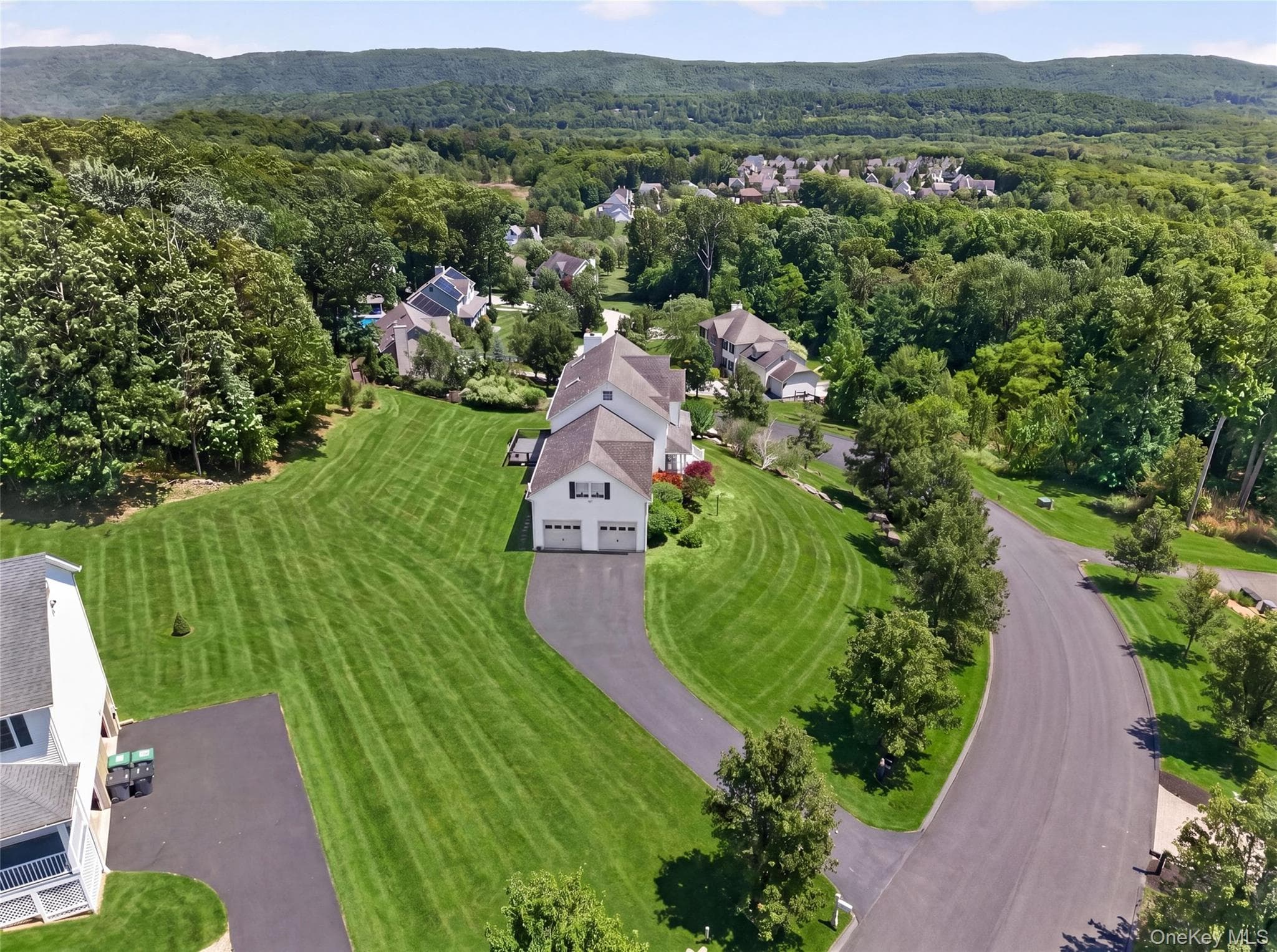 8 Alloway Crescent thumbnail 47