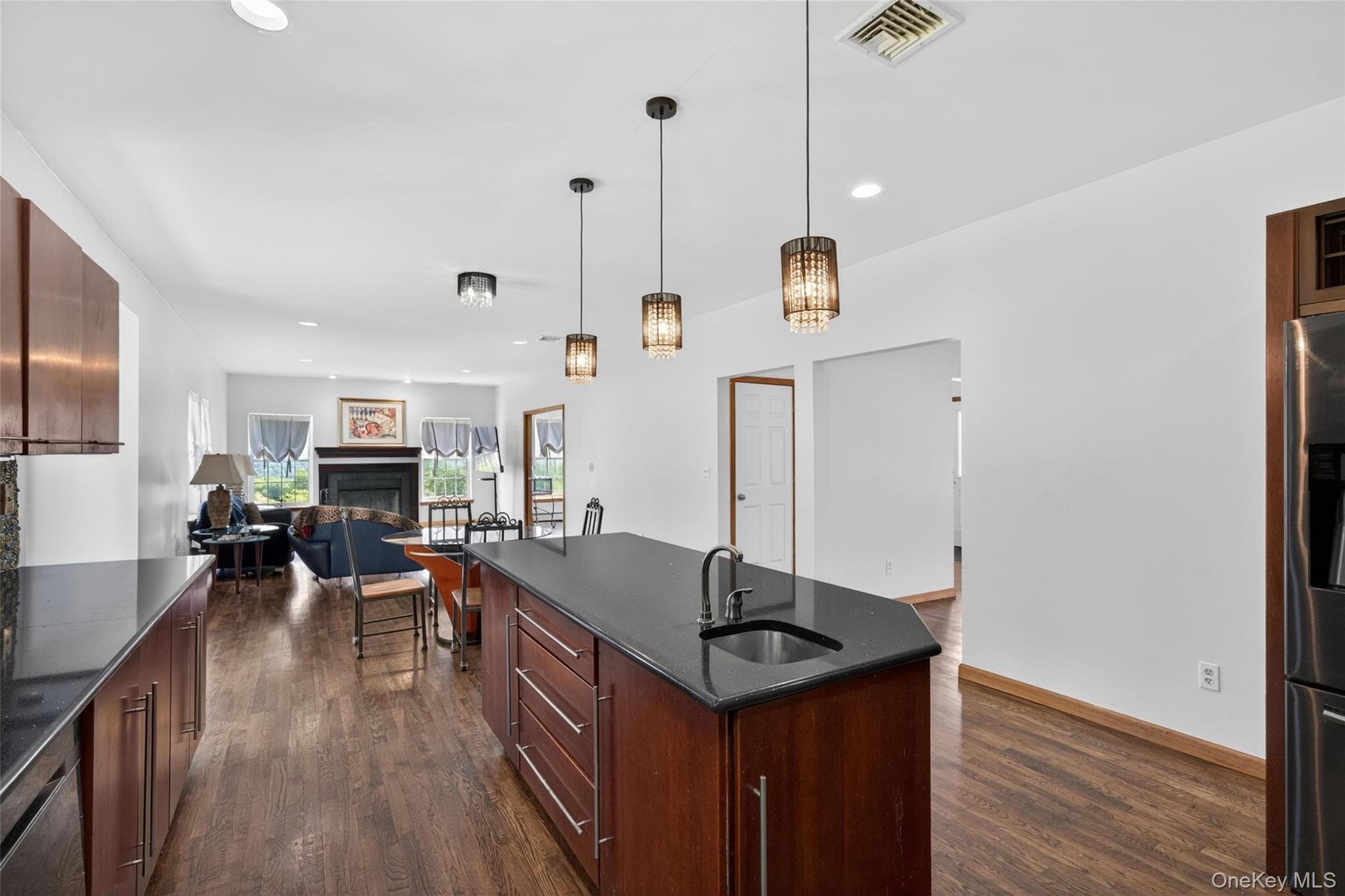 8 Alloway Crescent thumbnail 19