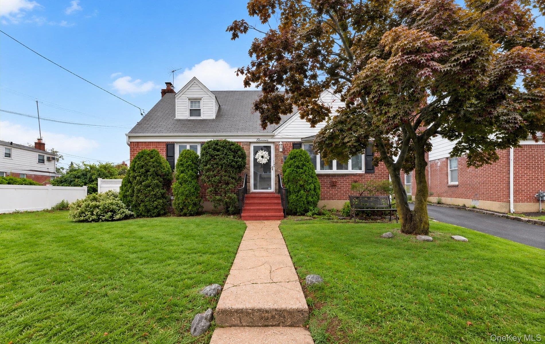 11 White Street, Valley Stream
