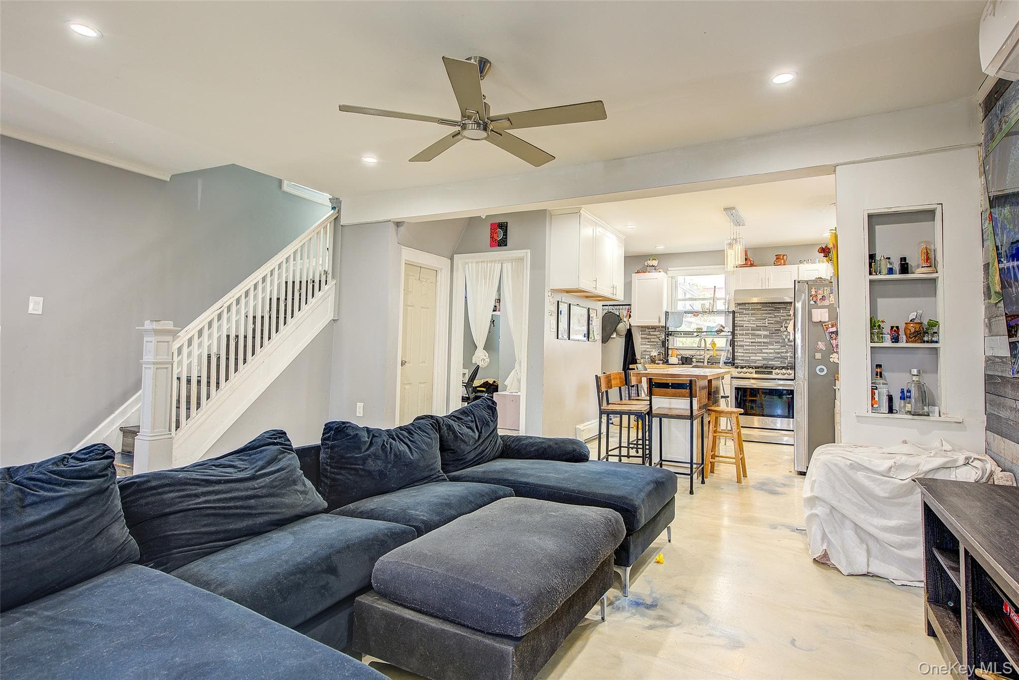 216-07 110th Avenue thumbnail 10
