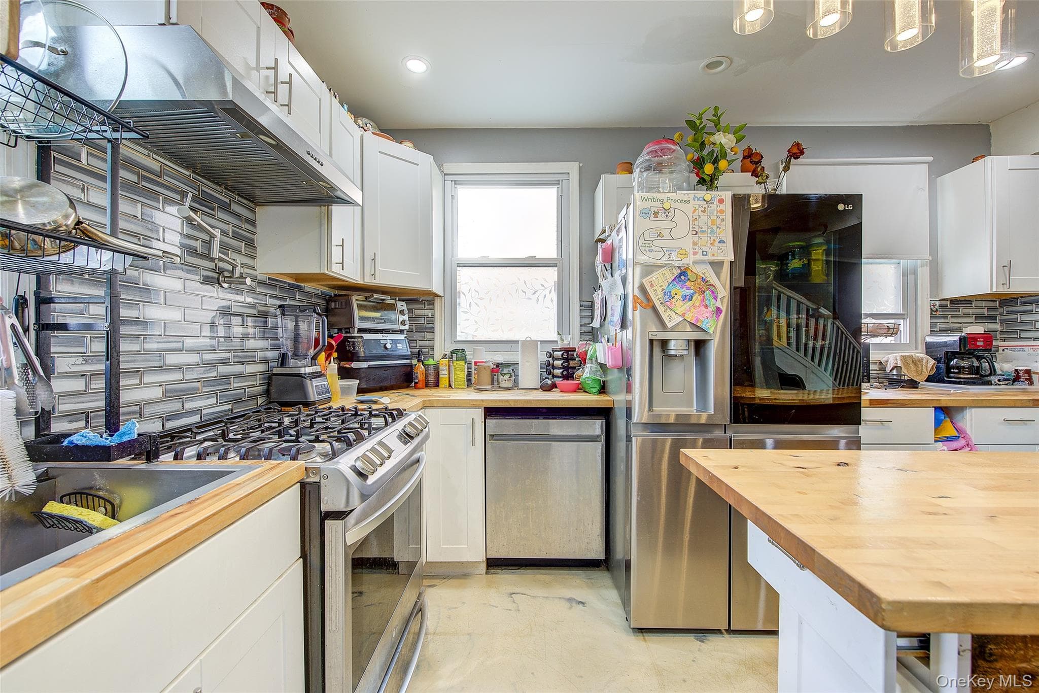 216-07 110th Avenue thumbnail 19