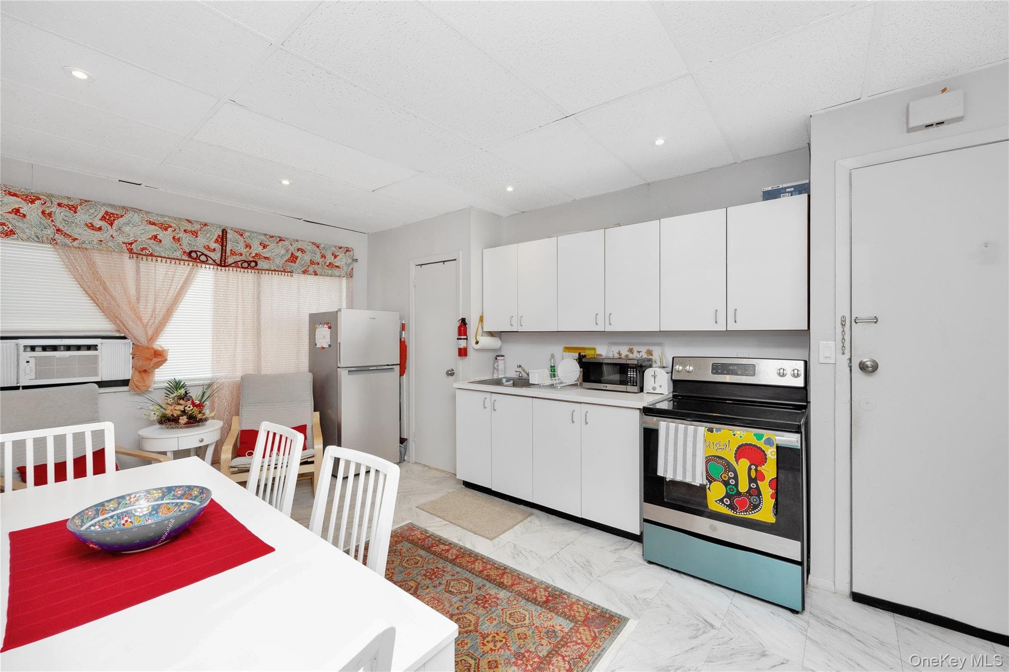 626 Merrick Road thumbnail 4