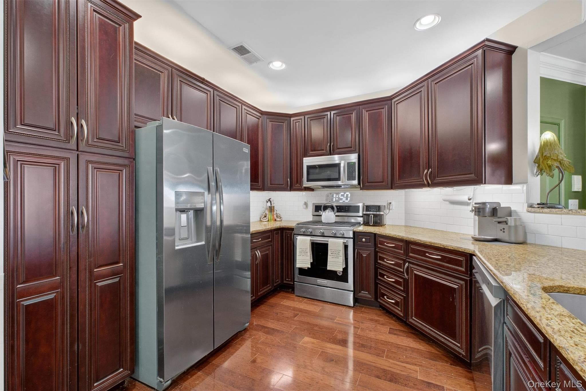 1317 Saratoga Lane thumbnail 9