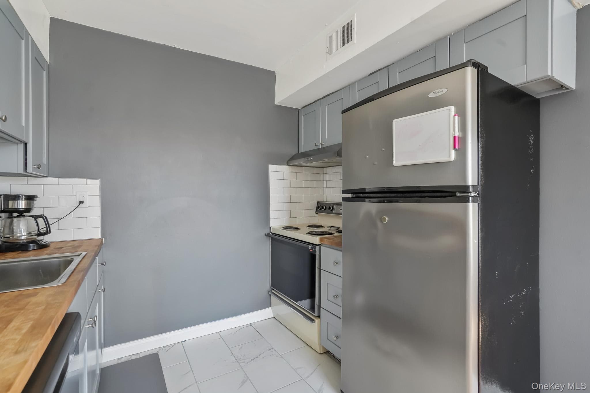 26 Cooper Road Rd Unit: 411 thumbnail 8