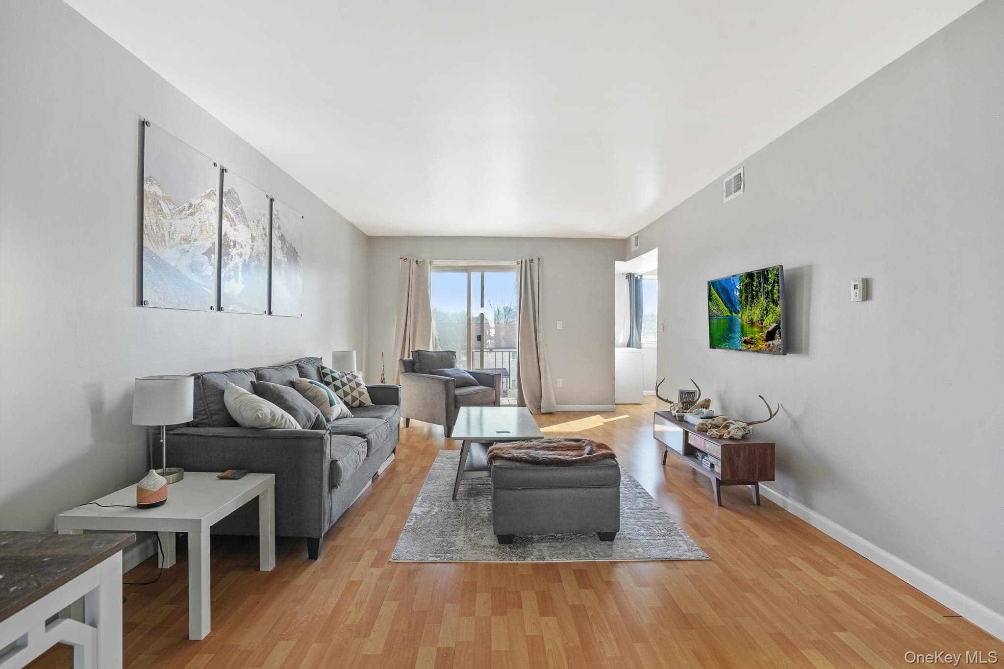 26 Cooper Road Rd Unit: 411, Poughkeepsie