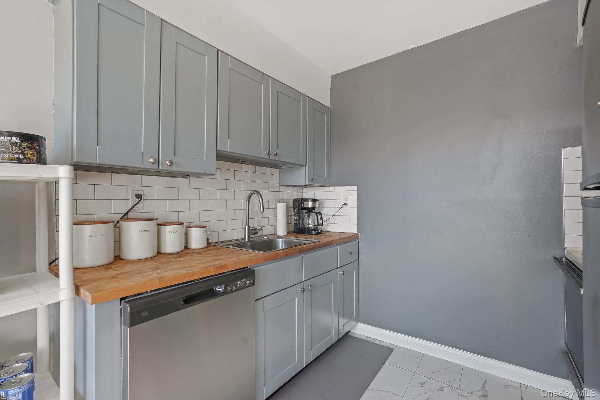 26 Cooper Road Rd Unit: 411 thumbnail 9