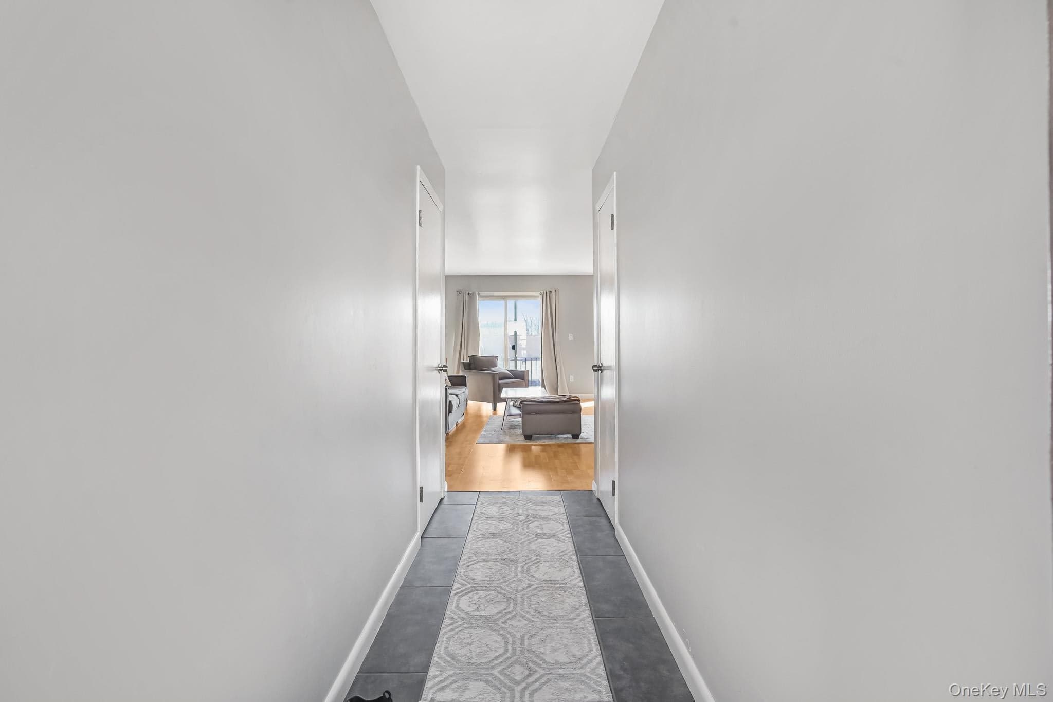 26 Cooper Road Rd Unit: 411 thumbnail 6
