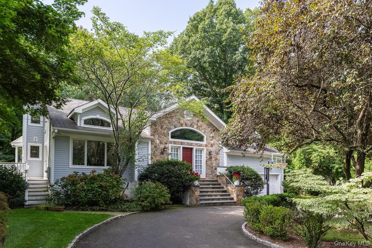 1 Deepwoods Lane, Old Greenwich