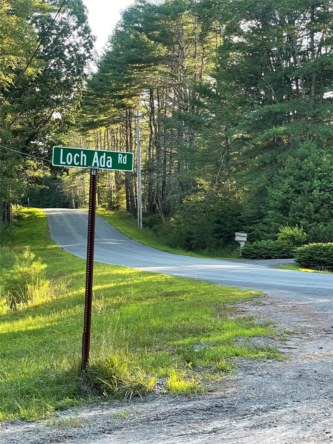 Loch Ada Road thumbnail 7