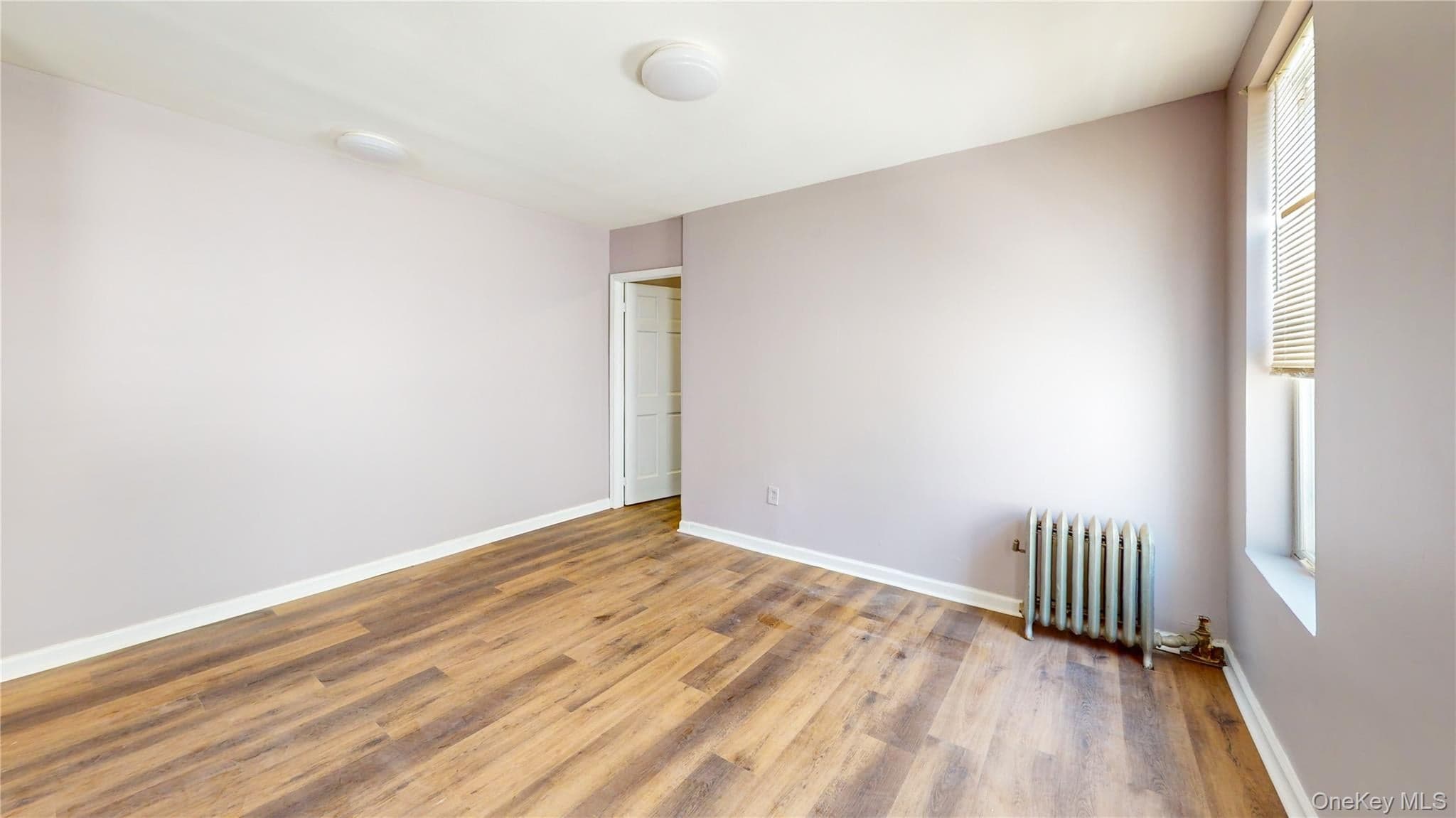 660 Warwick Street thumbnail 15