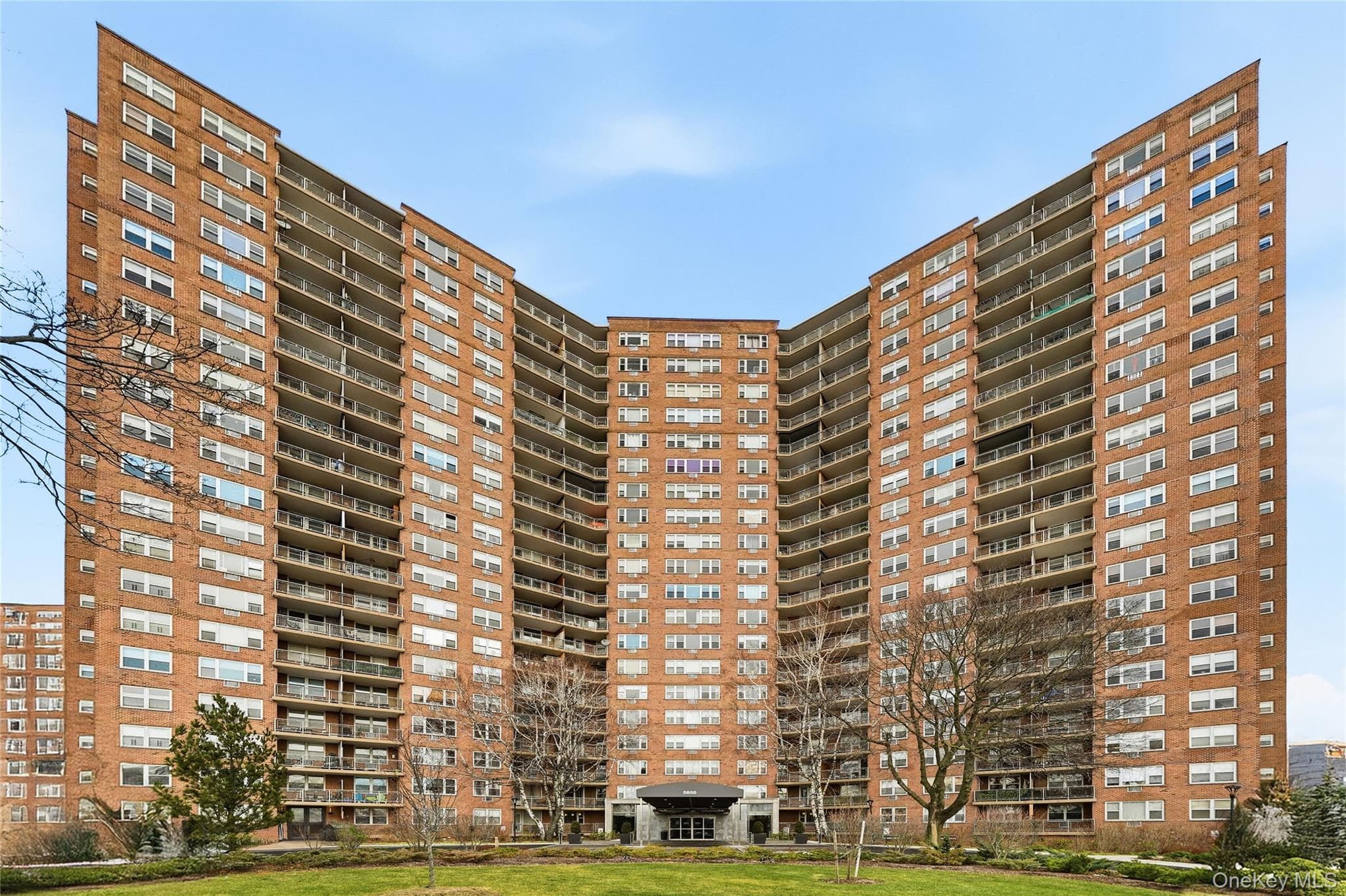5800 Arlington Avenue Unit: 15P thumbnail 21