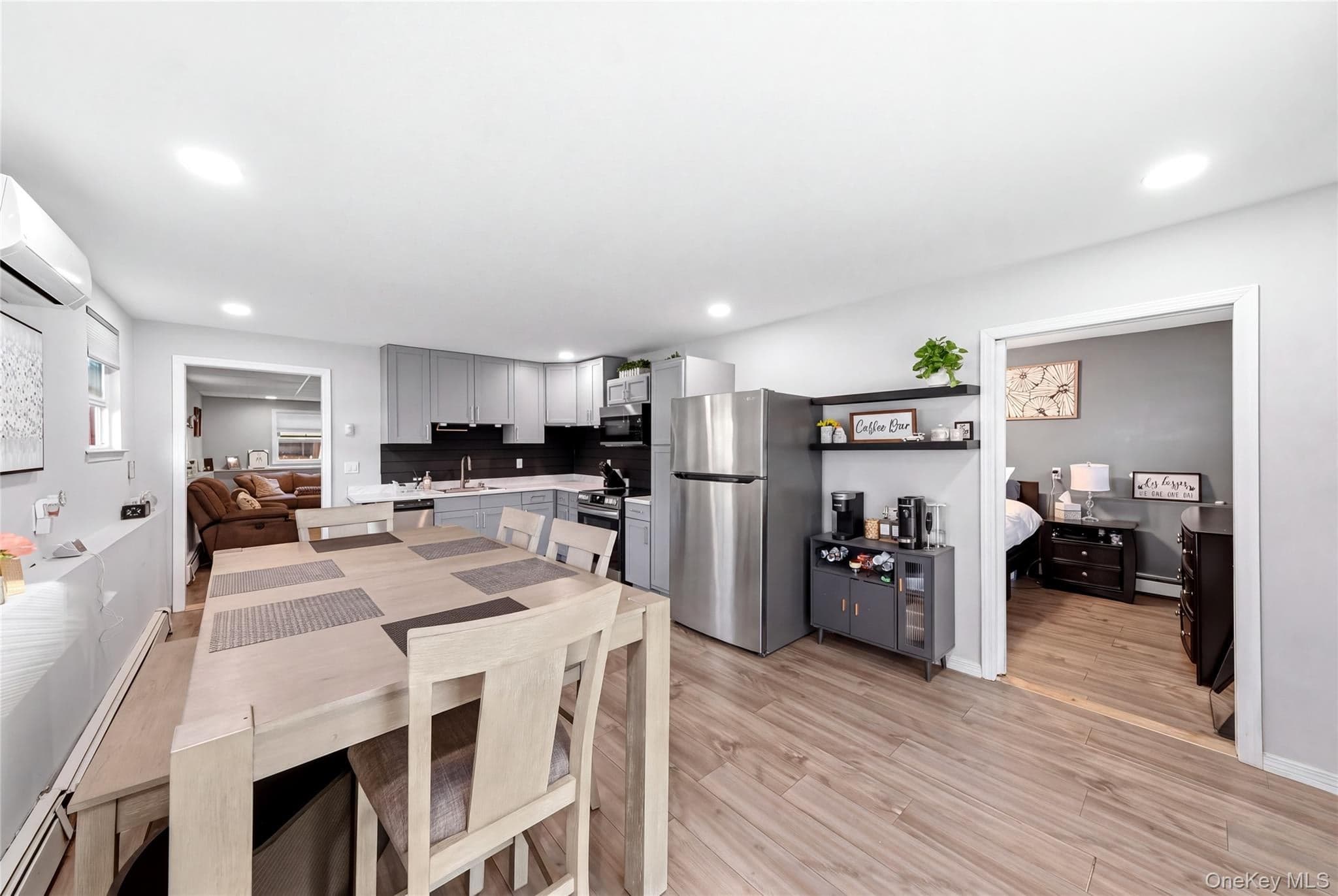 1362 Hummel Avenue thumbnail 25