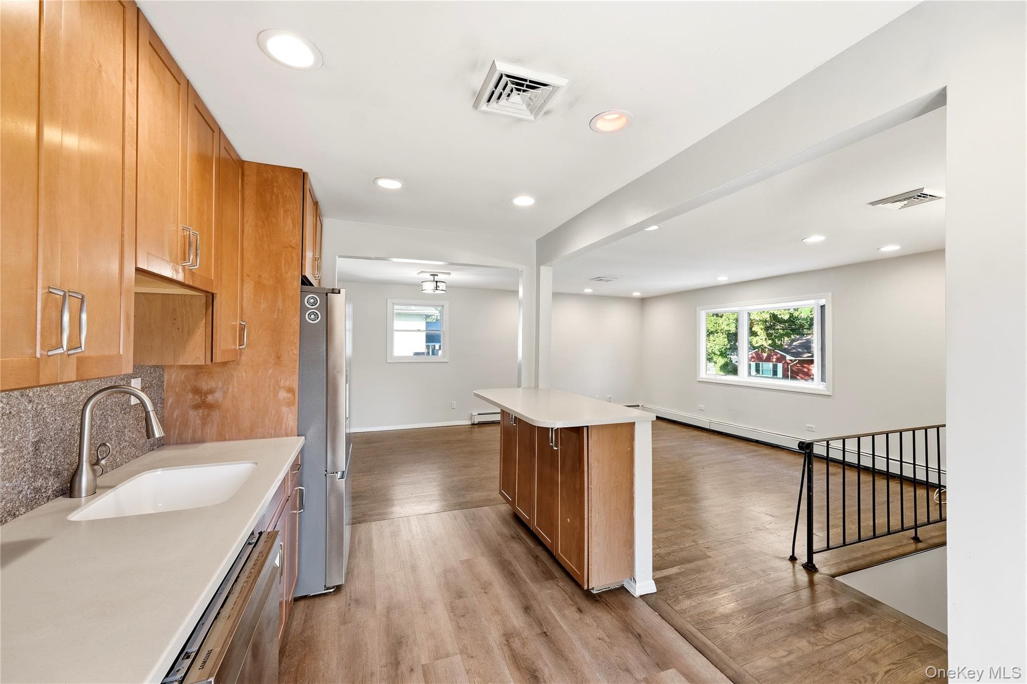1362 Hummel Avenue thumbnail 8