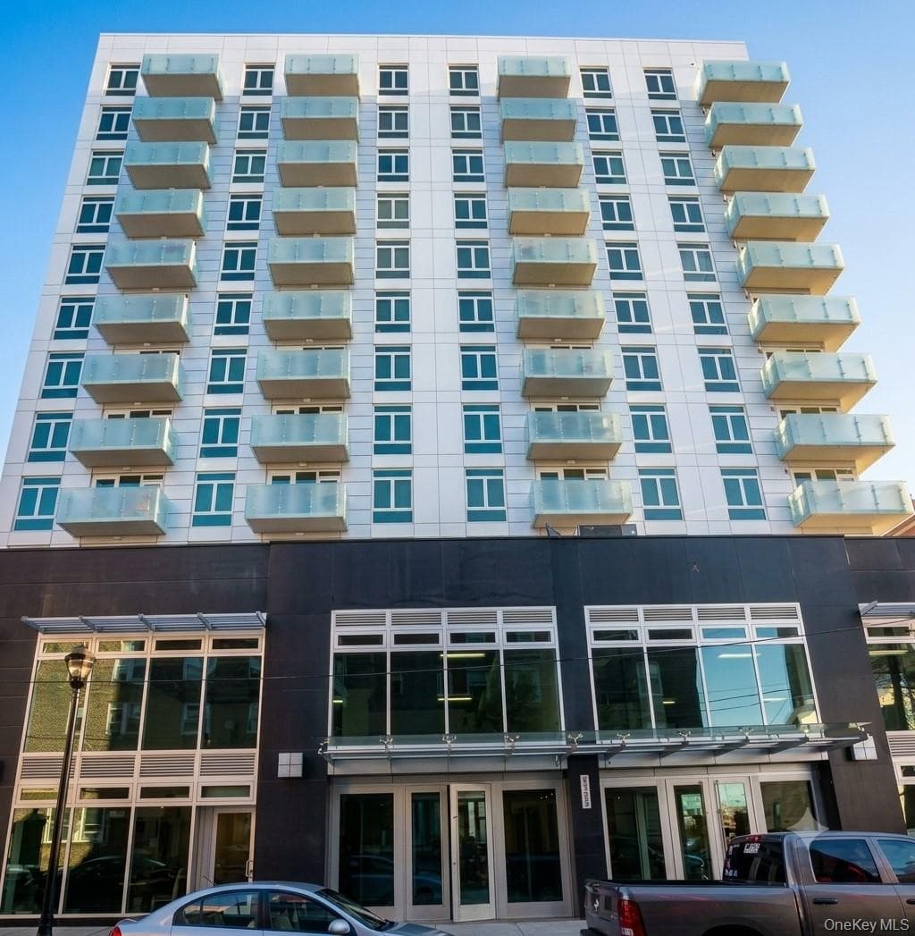 142-38 37th Avenue Unit: 5C, Flushing
