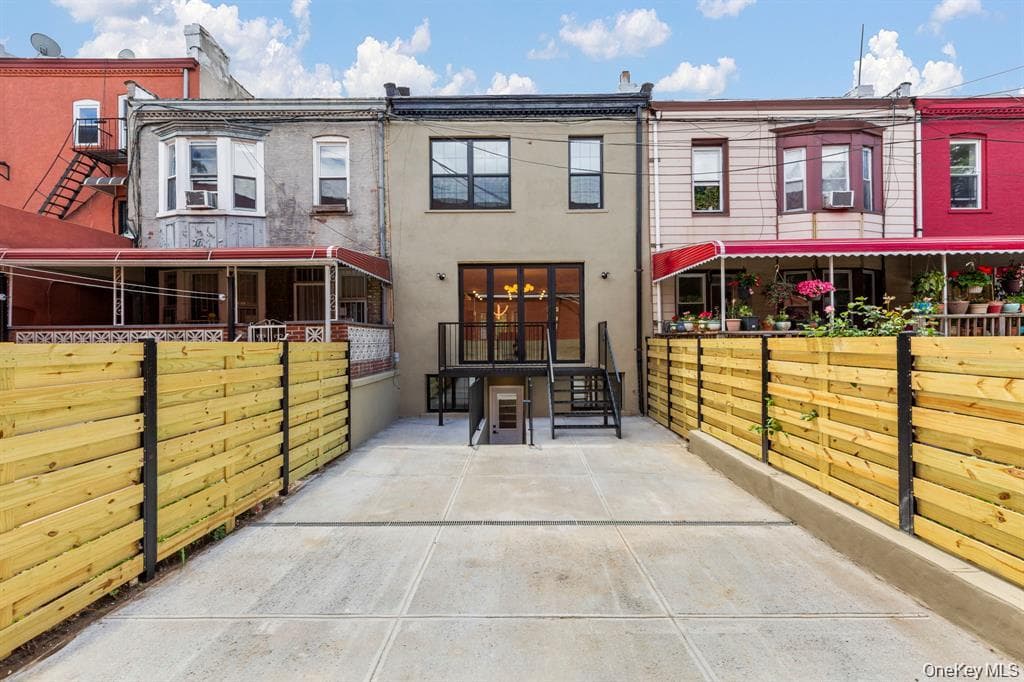 405 Irving Avenue thumbnail 45