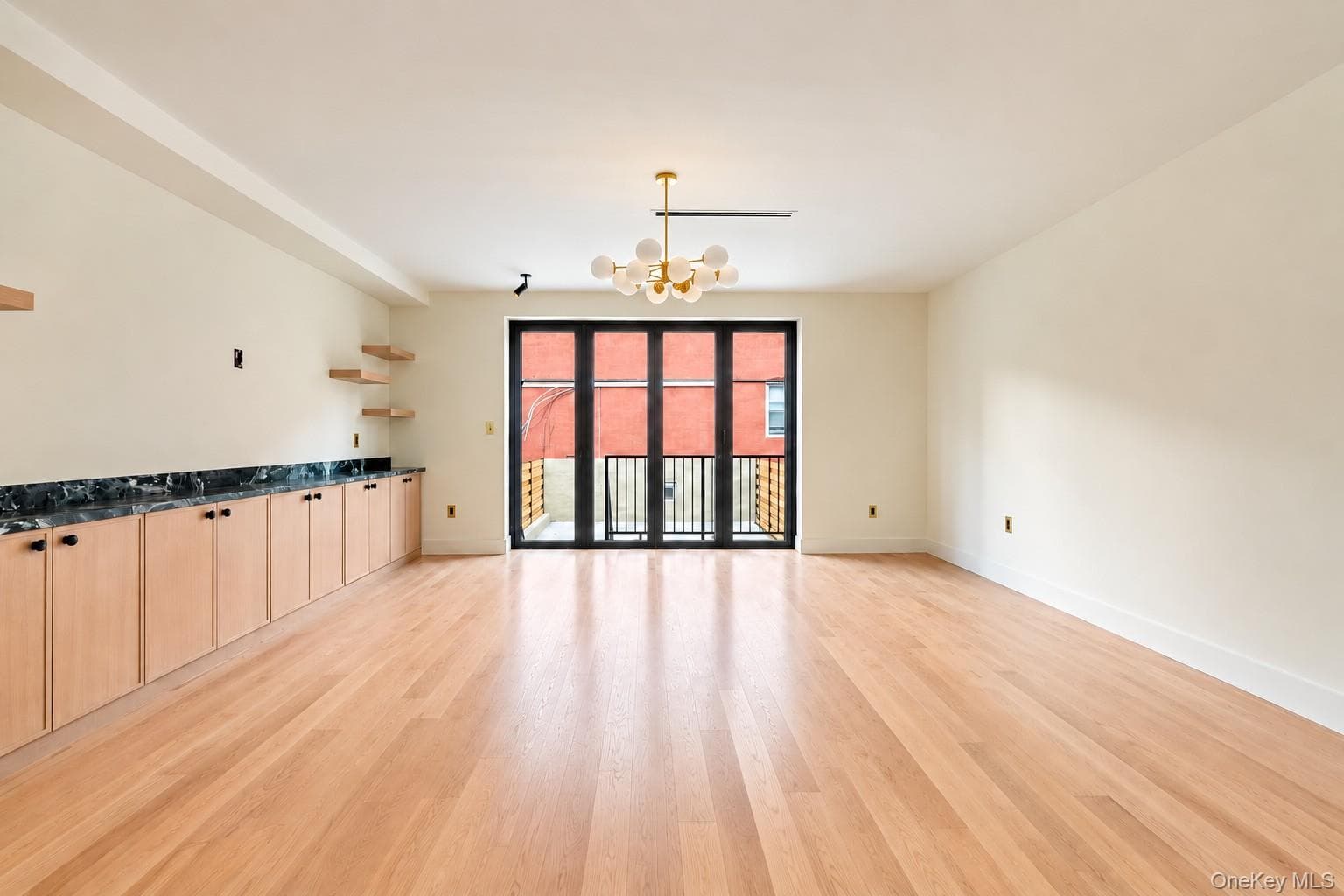 405 Irving Avenue thumbnail 7