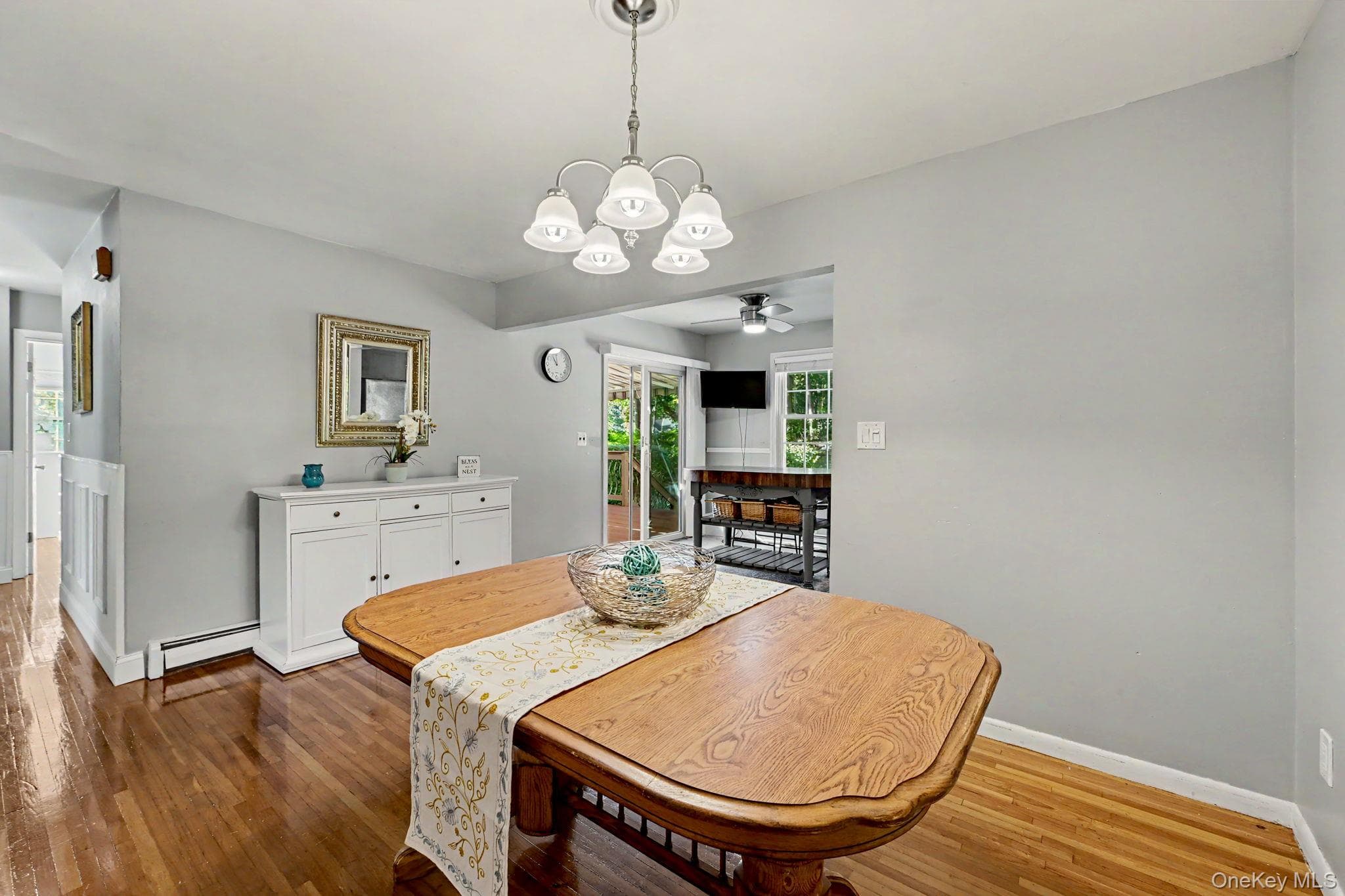 3235 Lincoln Drive thumbnail 7