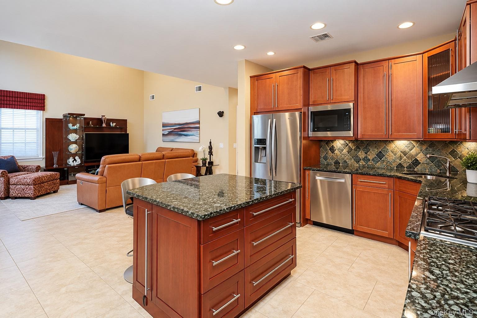 581 Verona Drive thumbnail 6