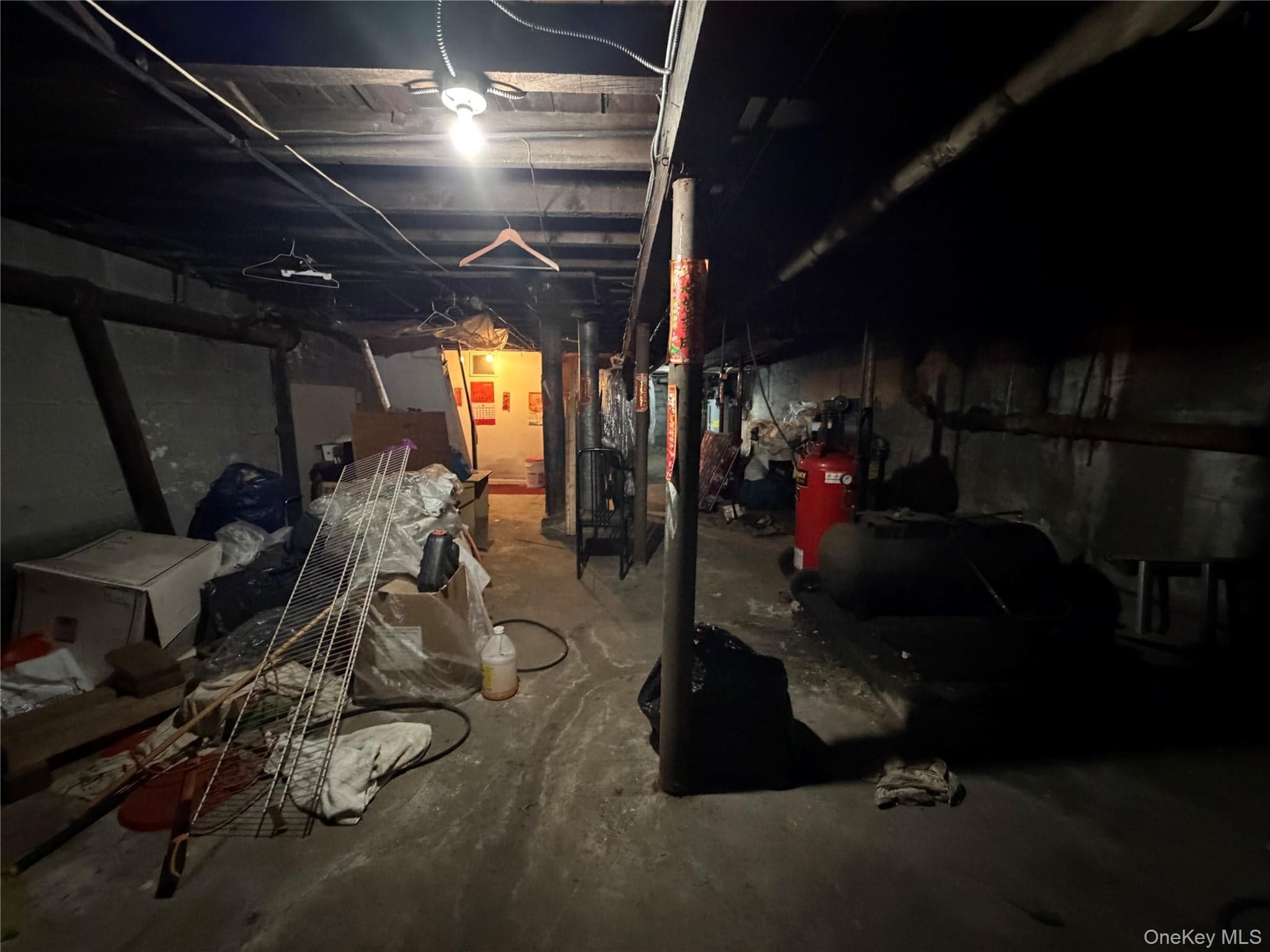 56 Covert Avenue thumbnail 3