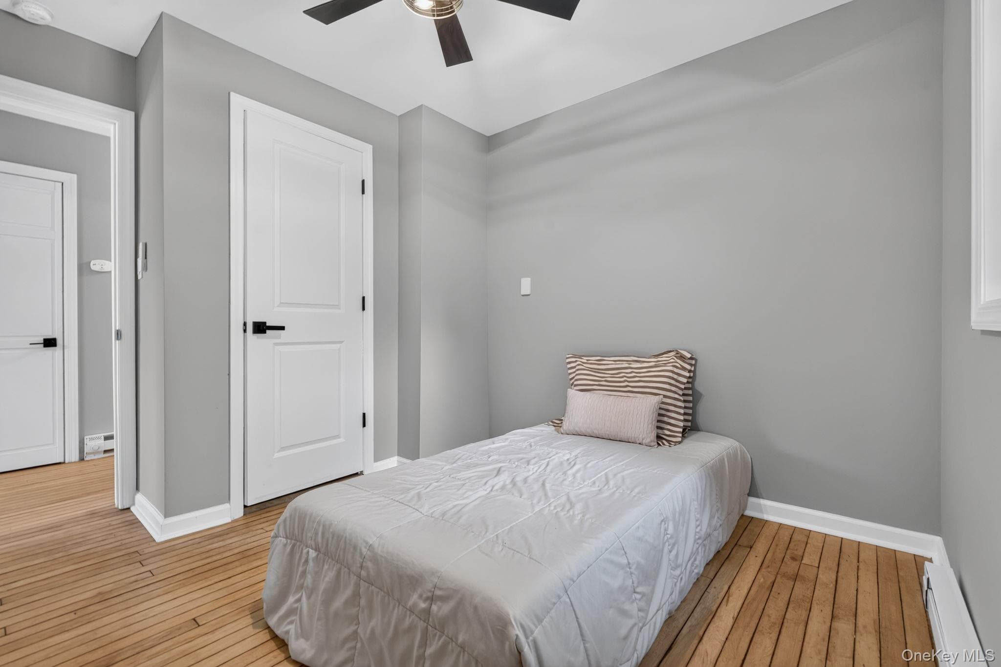 517 E Mountain Road thumbnail 26