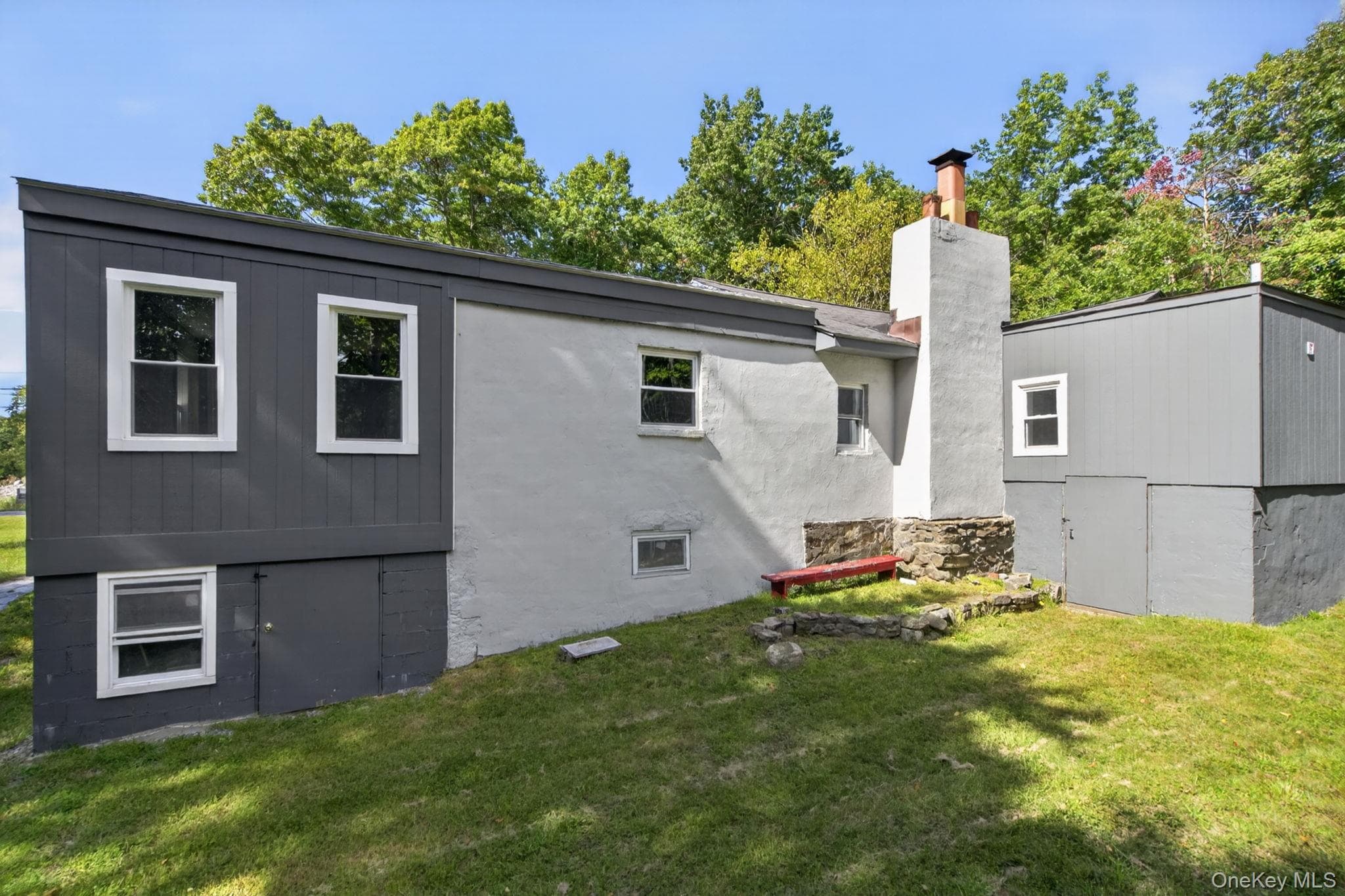 517 E Mountain Road thumbnail 43