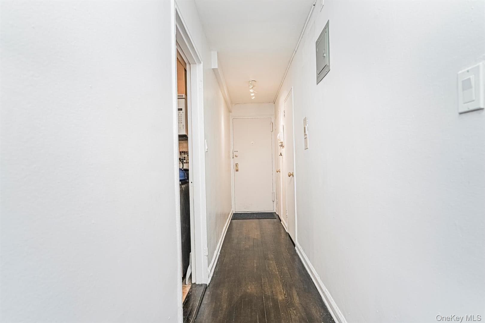 9511 Shore Road Unit: 112 thumbnail 3