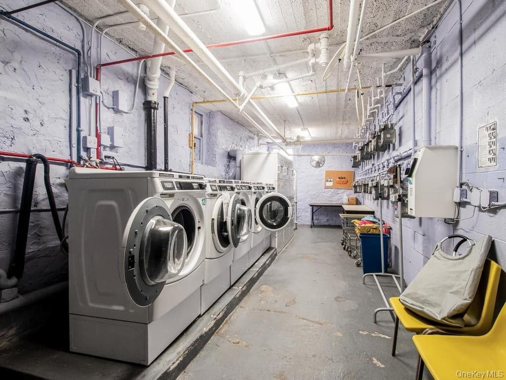 306 E Mosholu Parkway Unit: 4F thumbnail 17