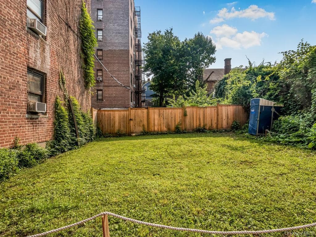 306 E Mosholu Parkway Unit: 4F thumbnail 20