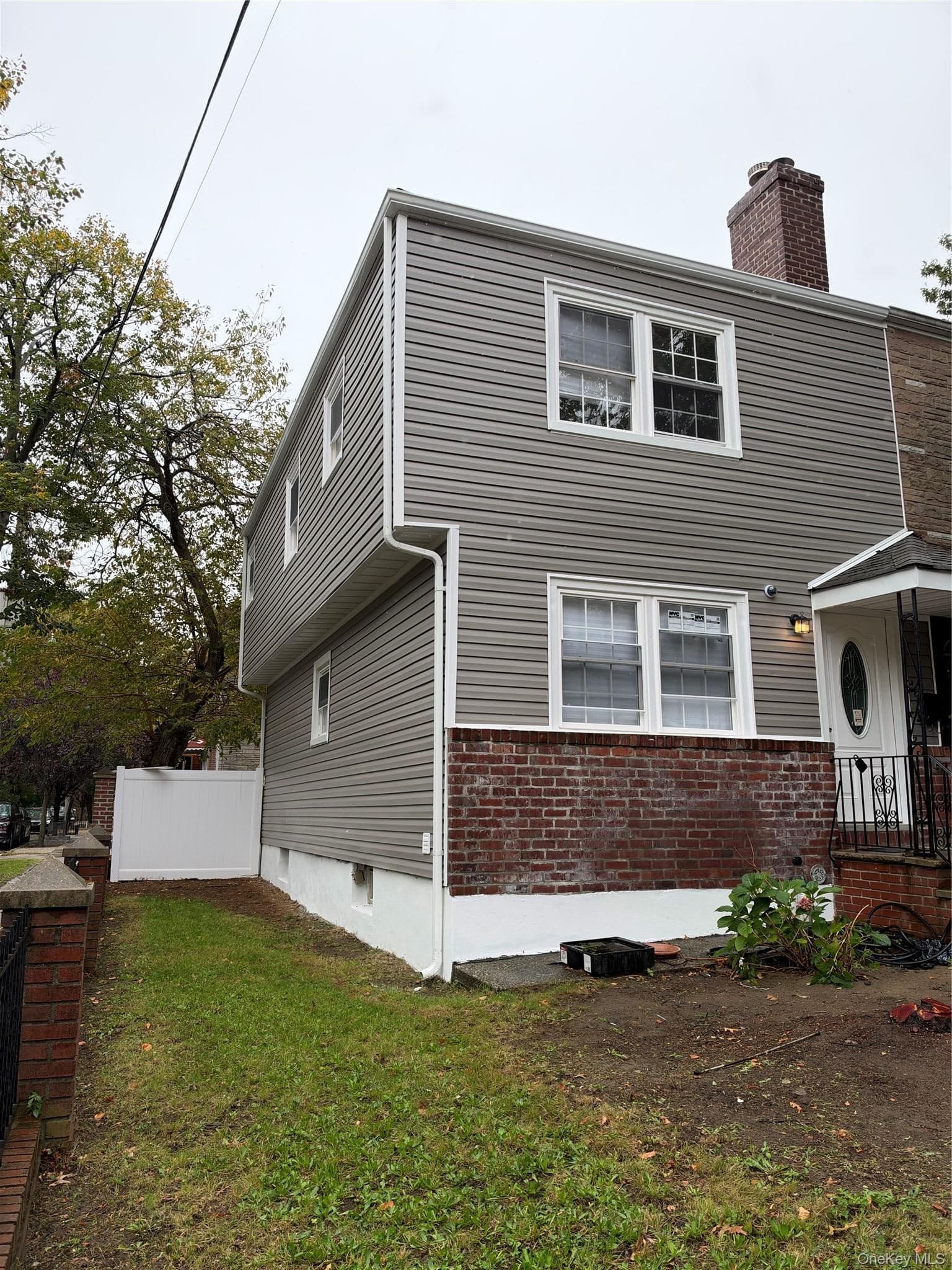 9820 25th Avenue, East Elmhurst