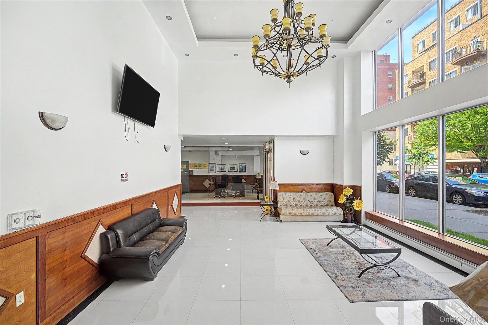 14118 Cherry Avenue Unit: 2C thumbnail 8