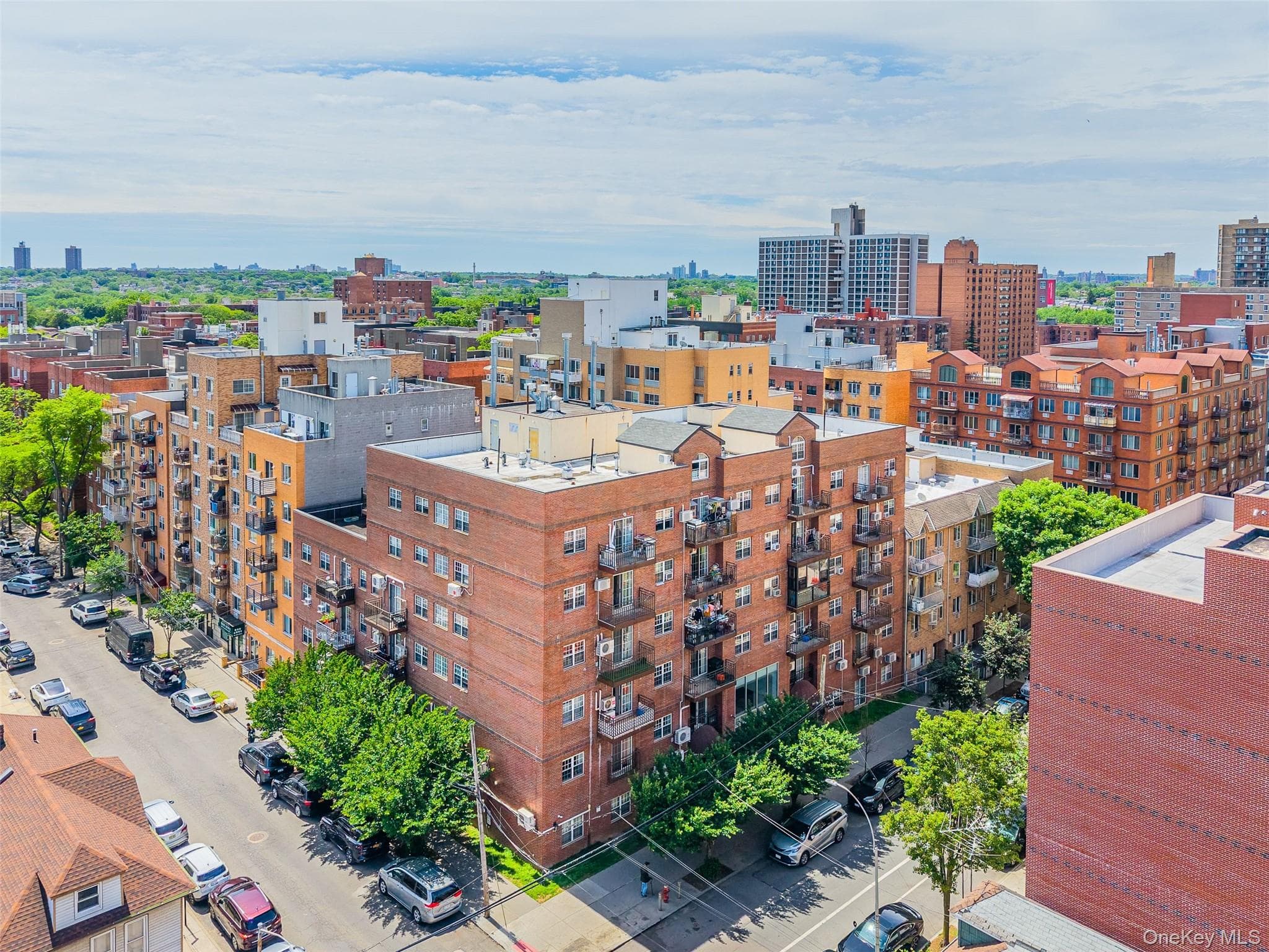 14118 Cherry Avenue Unit: 2C thumbnail 12