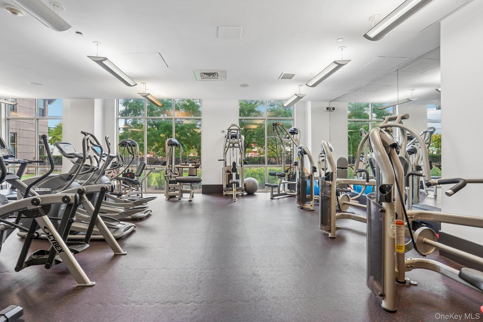 300 Mamaroneck Avenue Unit: 421 thumbnail 23