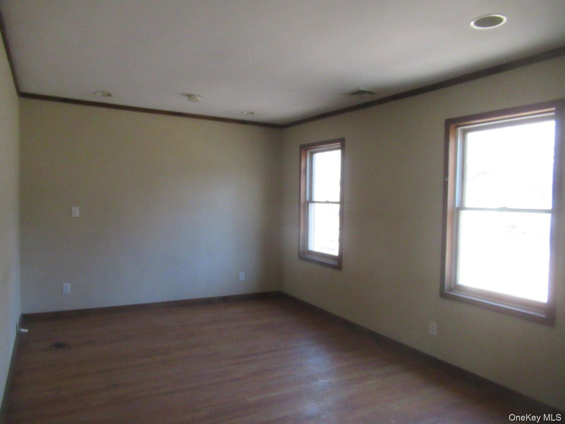58 Hillside Drive thumbnail 14