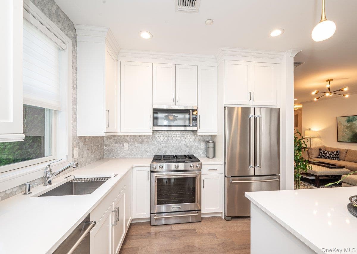 30101 Spruce Pond Circle thumbnail 7