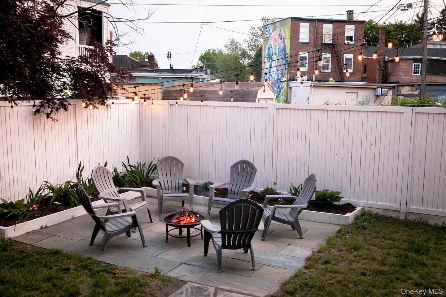 34 E Saint James Street thumbnail 24