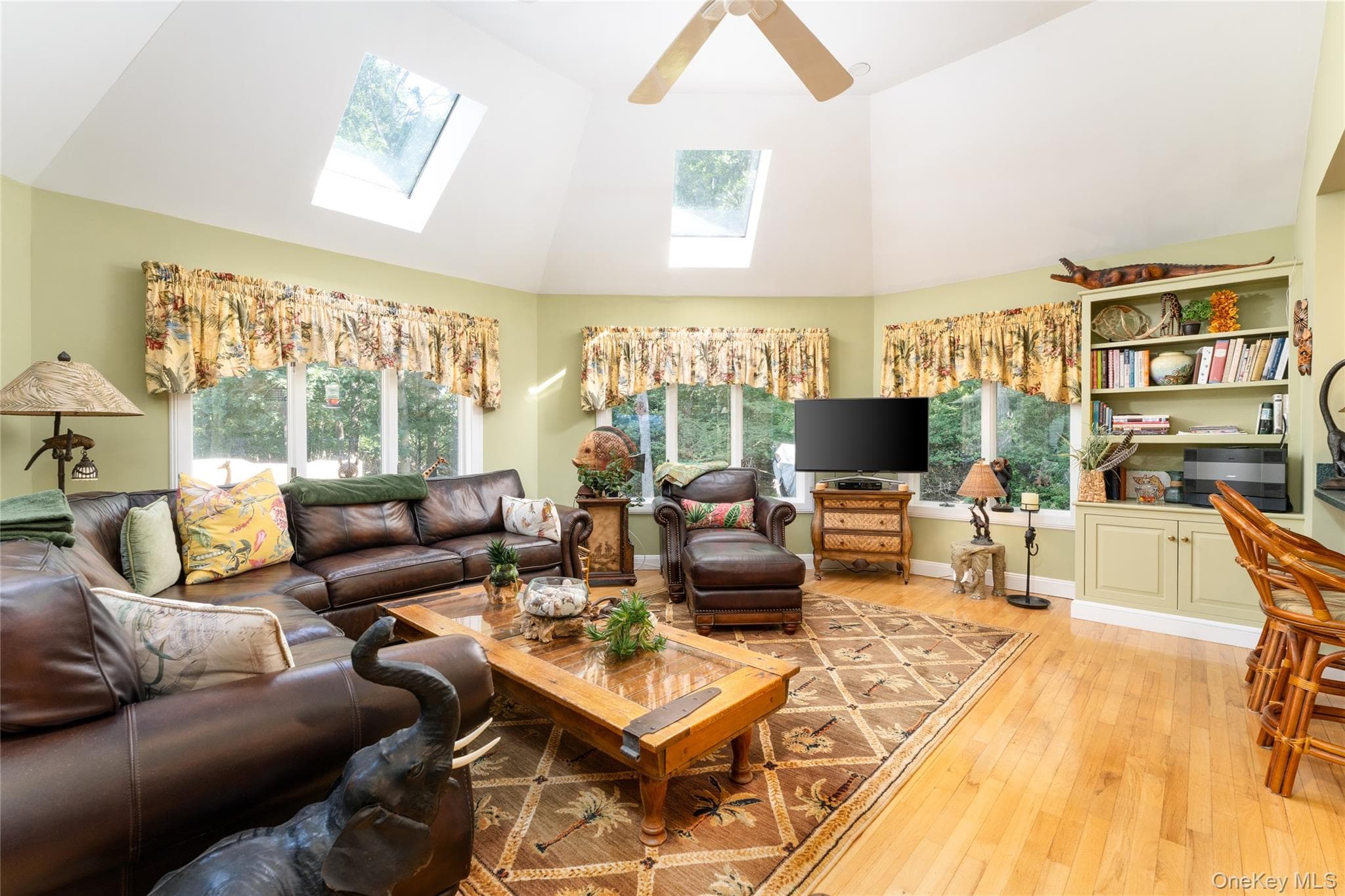 21 Bay Avenue thumbnail 19