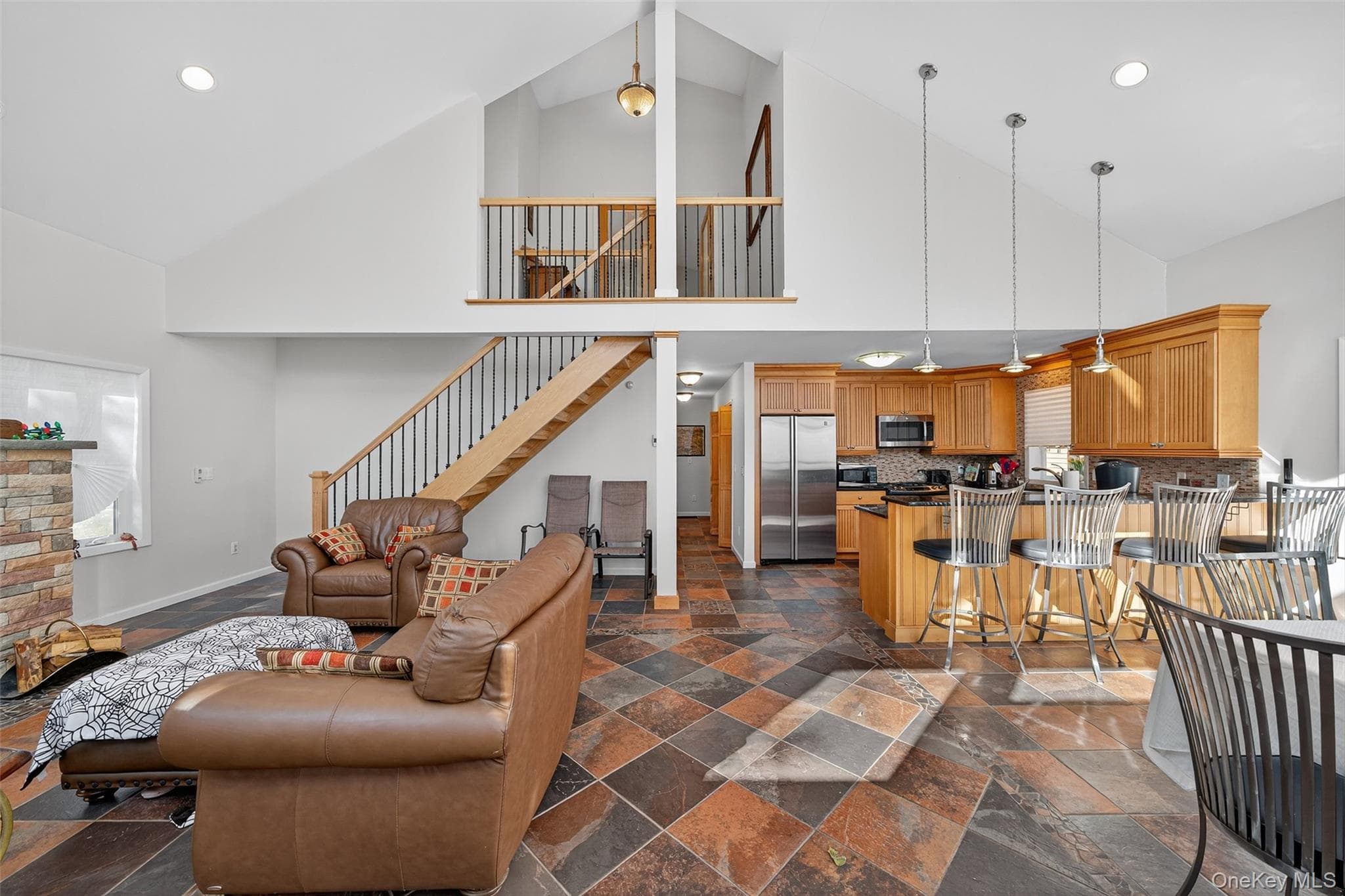 518 Sackett Lake Road thumbnail 8