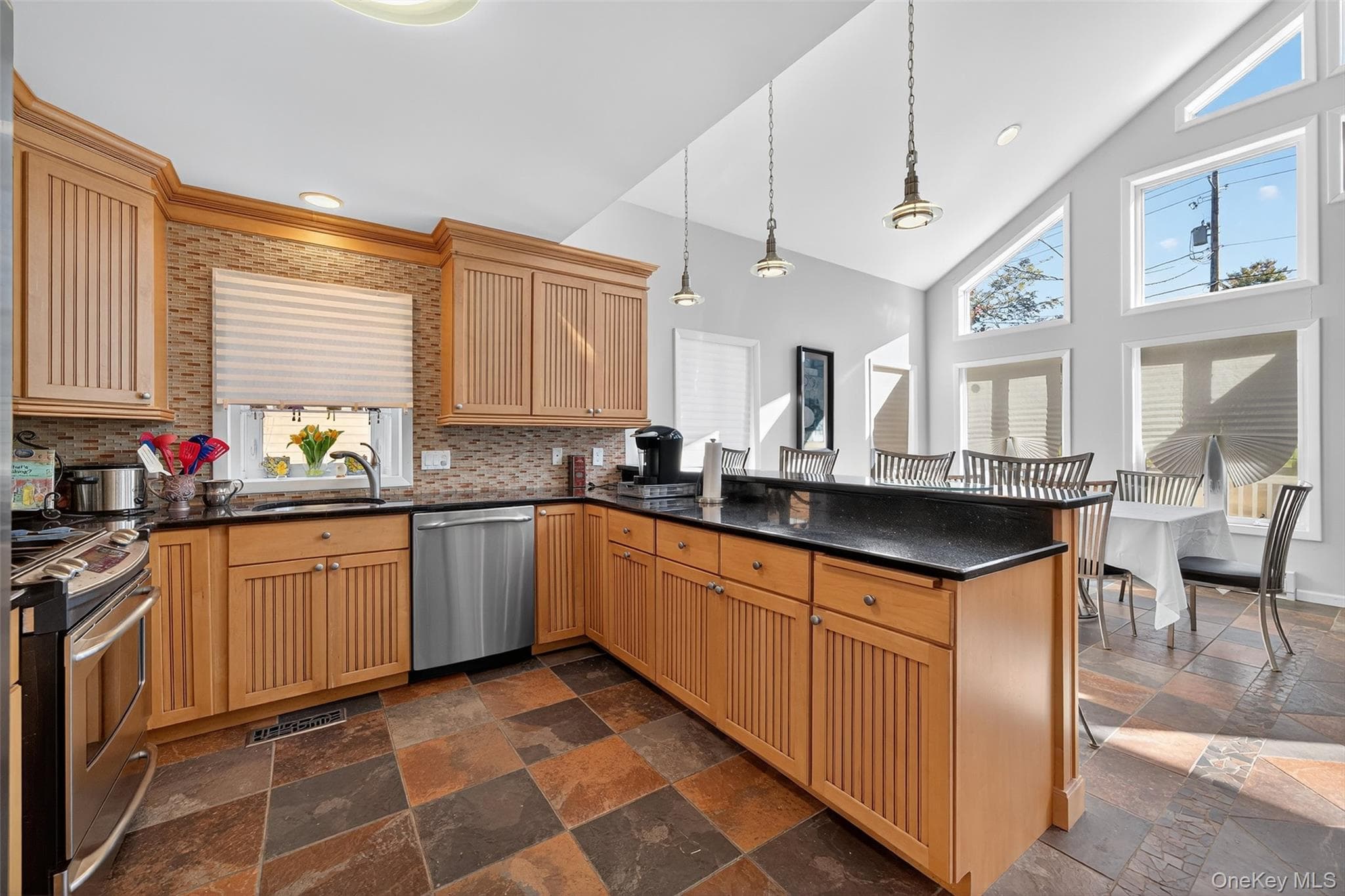 518 Sackett Lake Road thumbnail 13