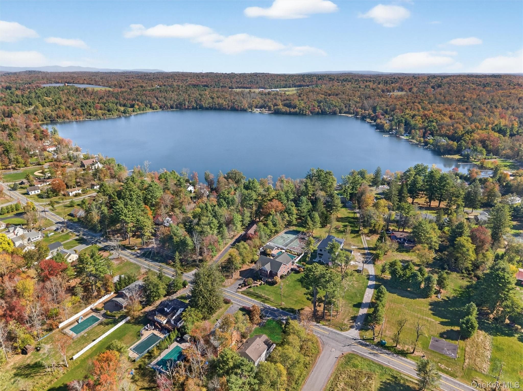 518 Sackett Lake Road thumbnail 2