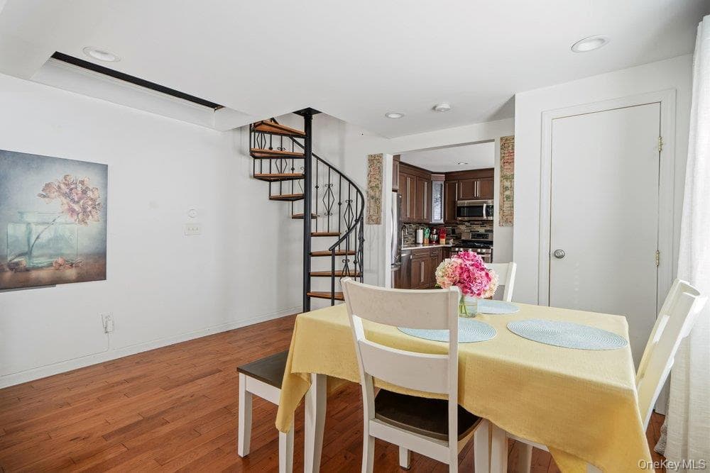 83 Nottingham Avenue thumbnail 10