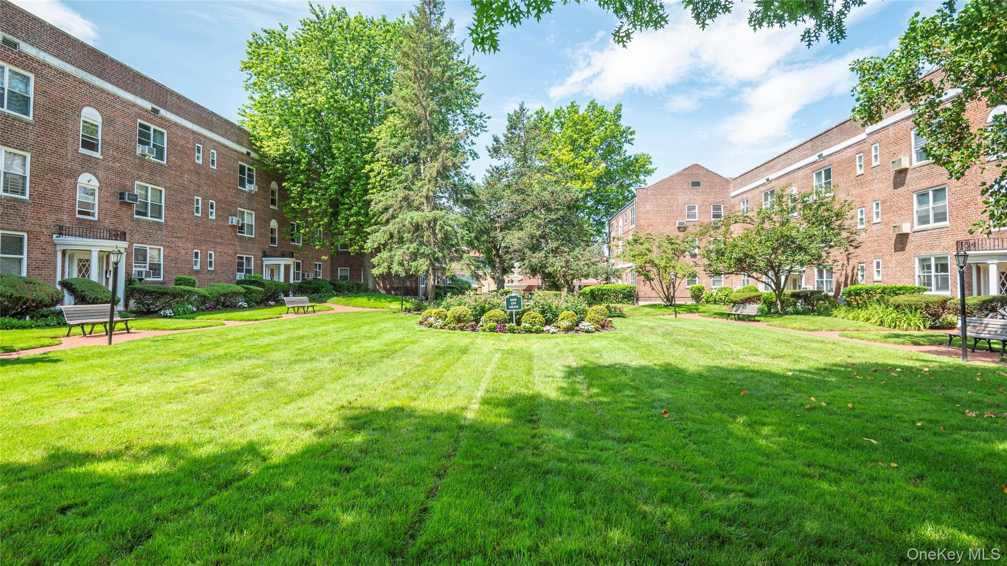221 Middle Neck Road Unit: G5 thumbnail 31
