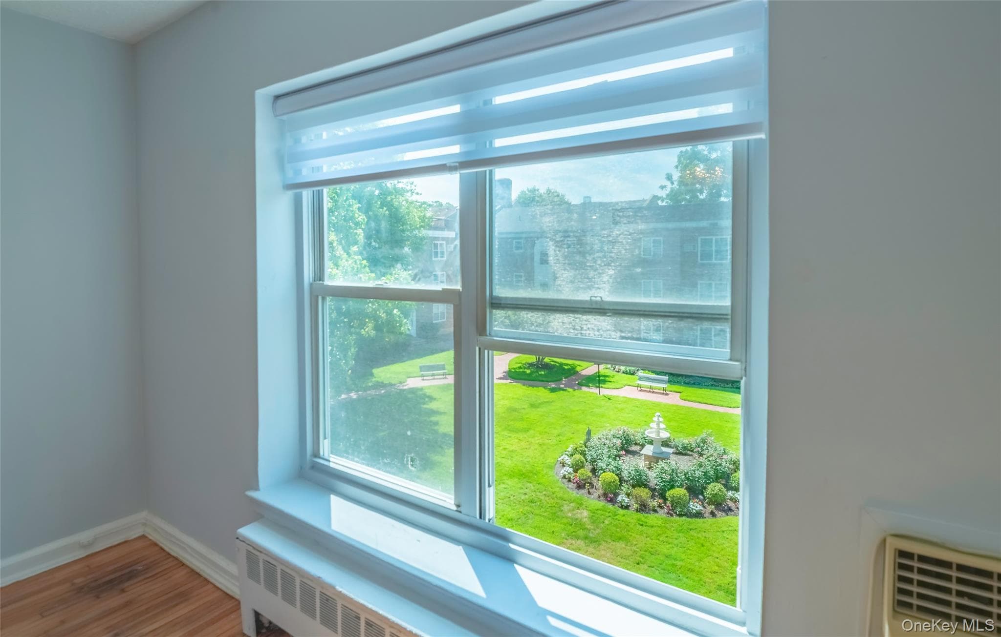 221 Middle Neck Road Unit: G5 thumbnail 6