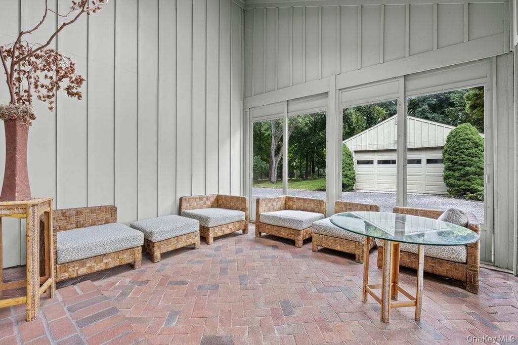 30 Fairway Drive thumbnail 15