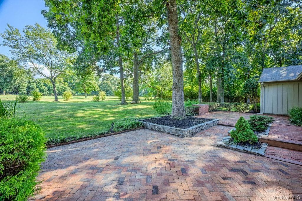30 Fairway Drive thumbnail 24