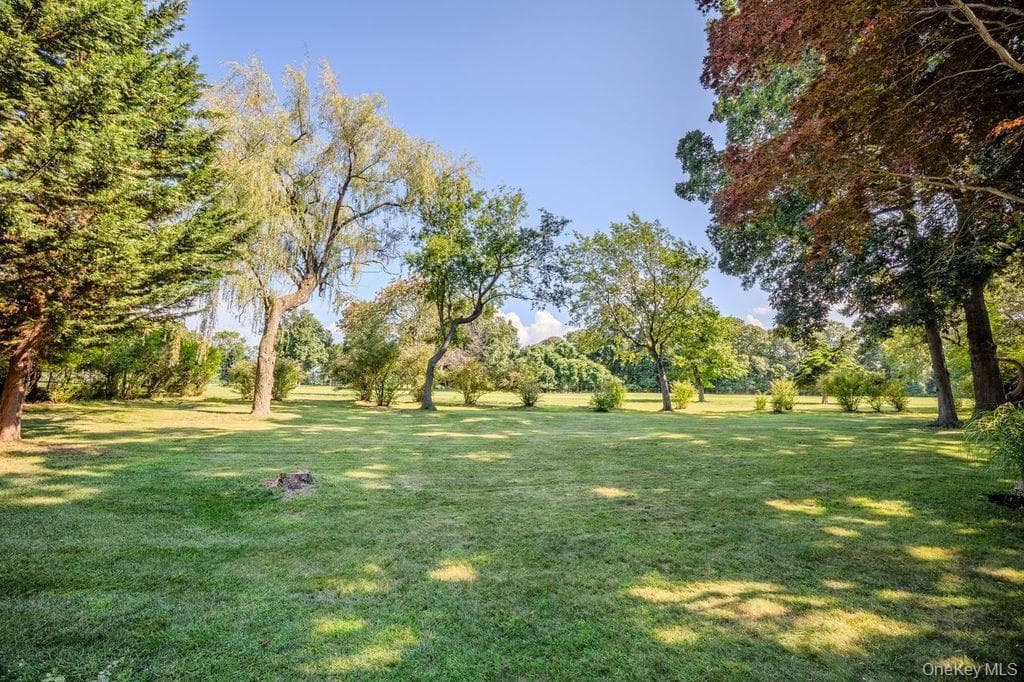 30 Fairway Drive thumbnail 27