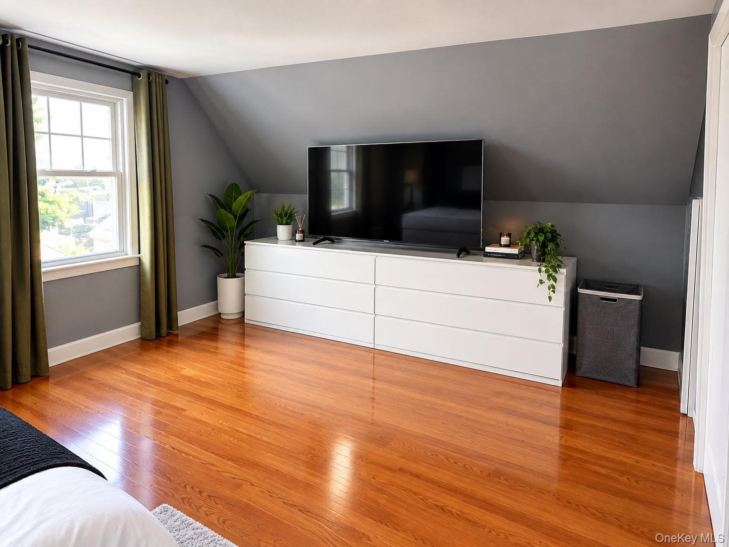 204 Wellington Road thumbnail 9