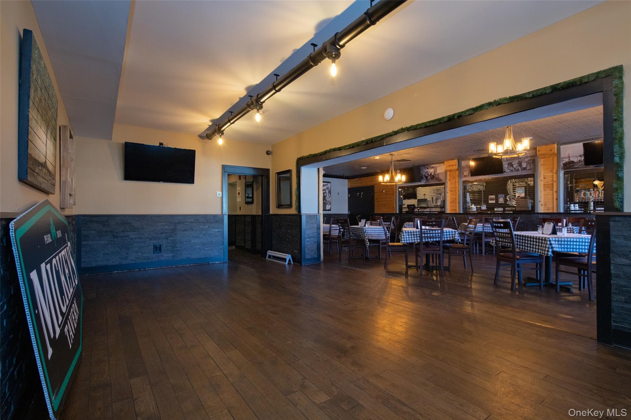 50 E Central Avenue thumbnail 13