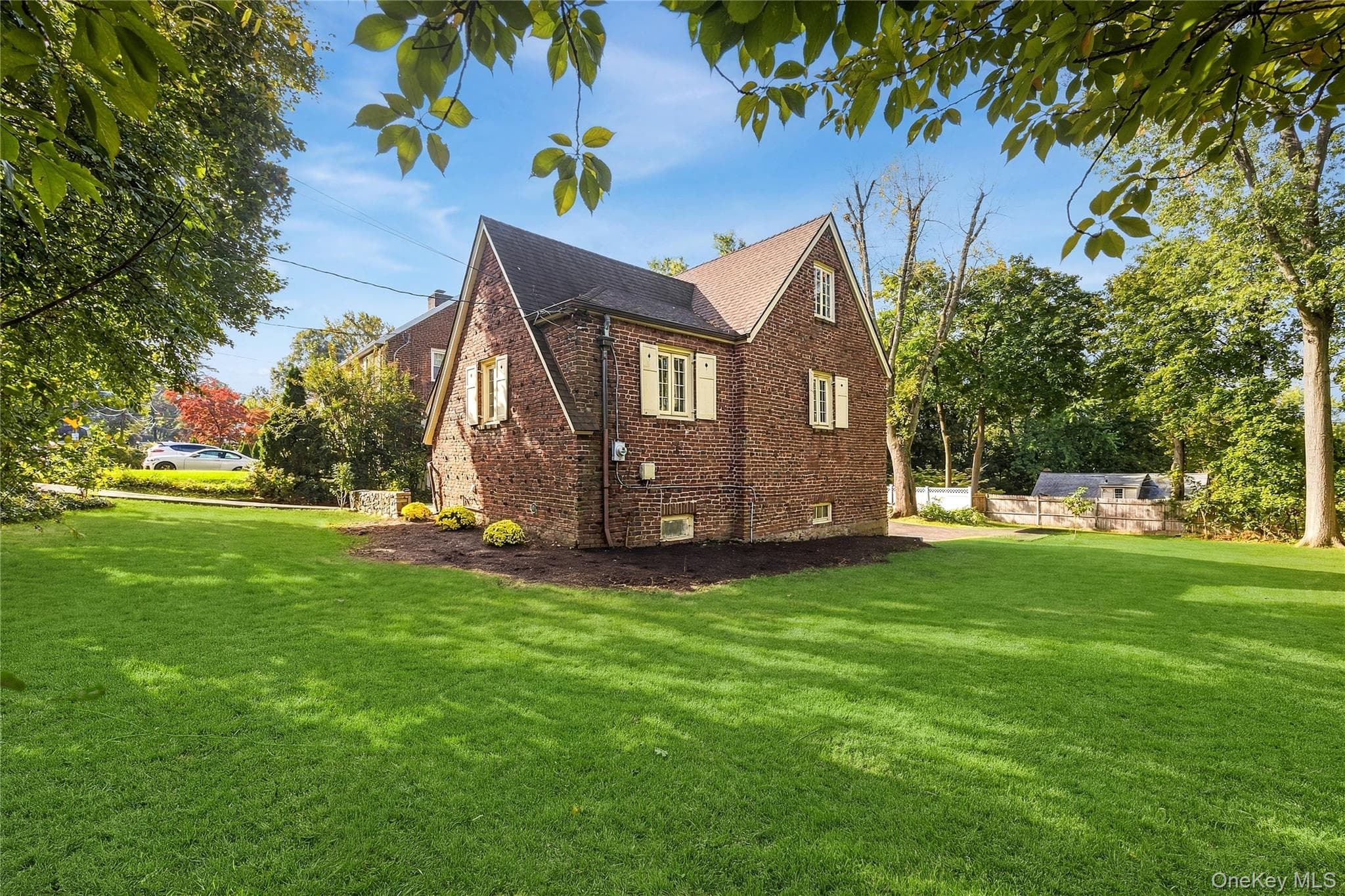 131 Westminster Drive thumbnail 45